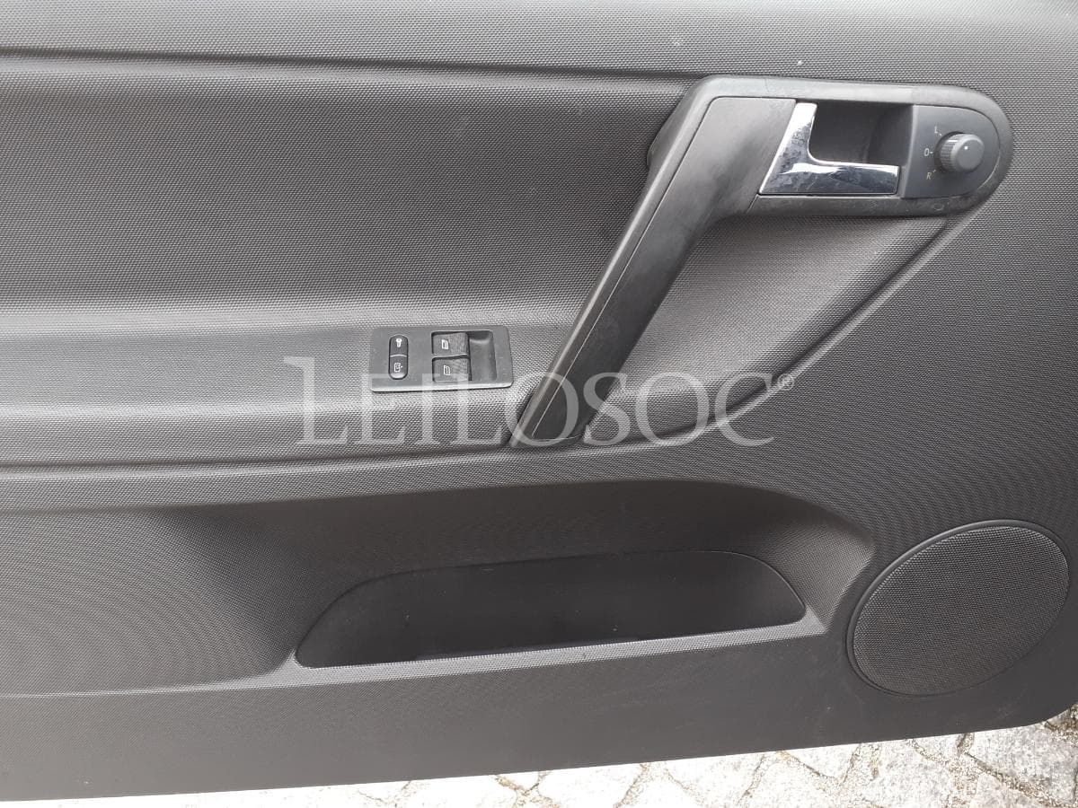 Volkswagen Polo 1.0 · Ano 2000 — imagem 9