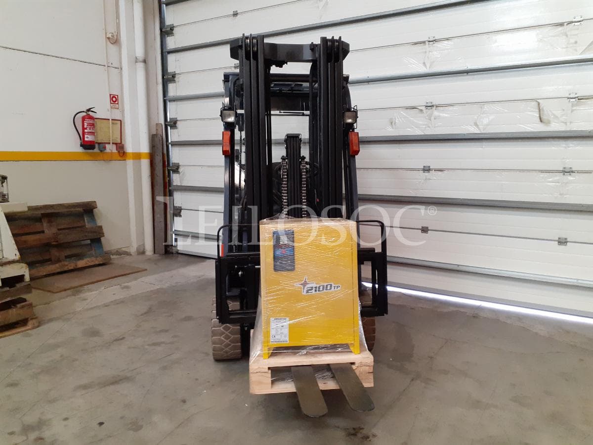 Empilhador Toyota · Elétrico · 2000kg — imagen 2