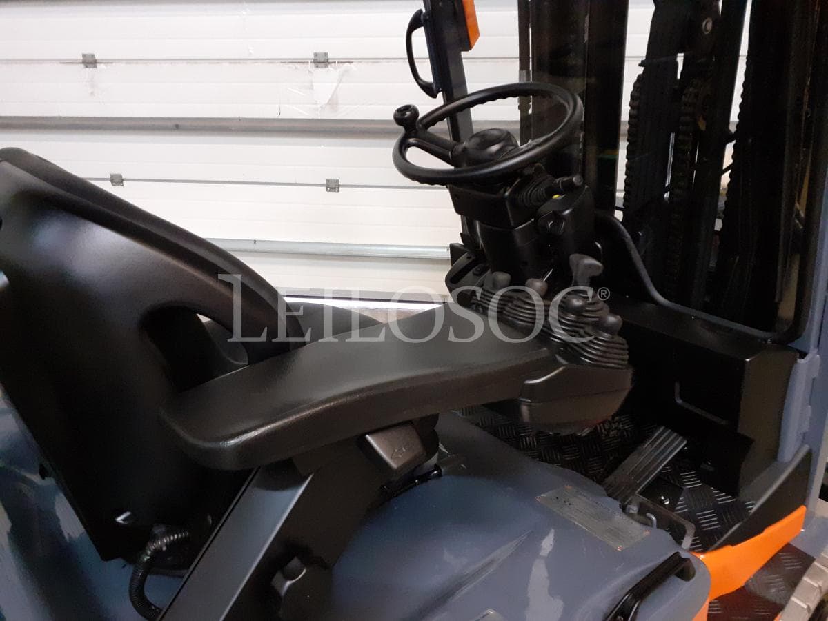 Empilhador Toyota · Elétrico · 2000kg — imagen 8