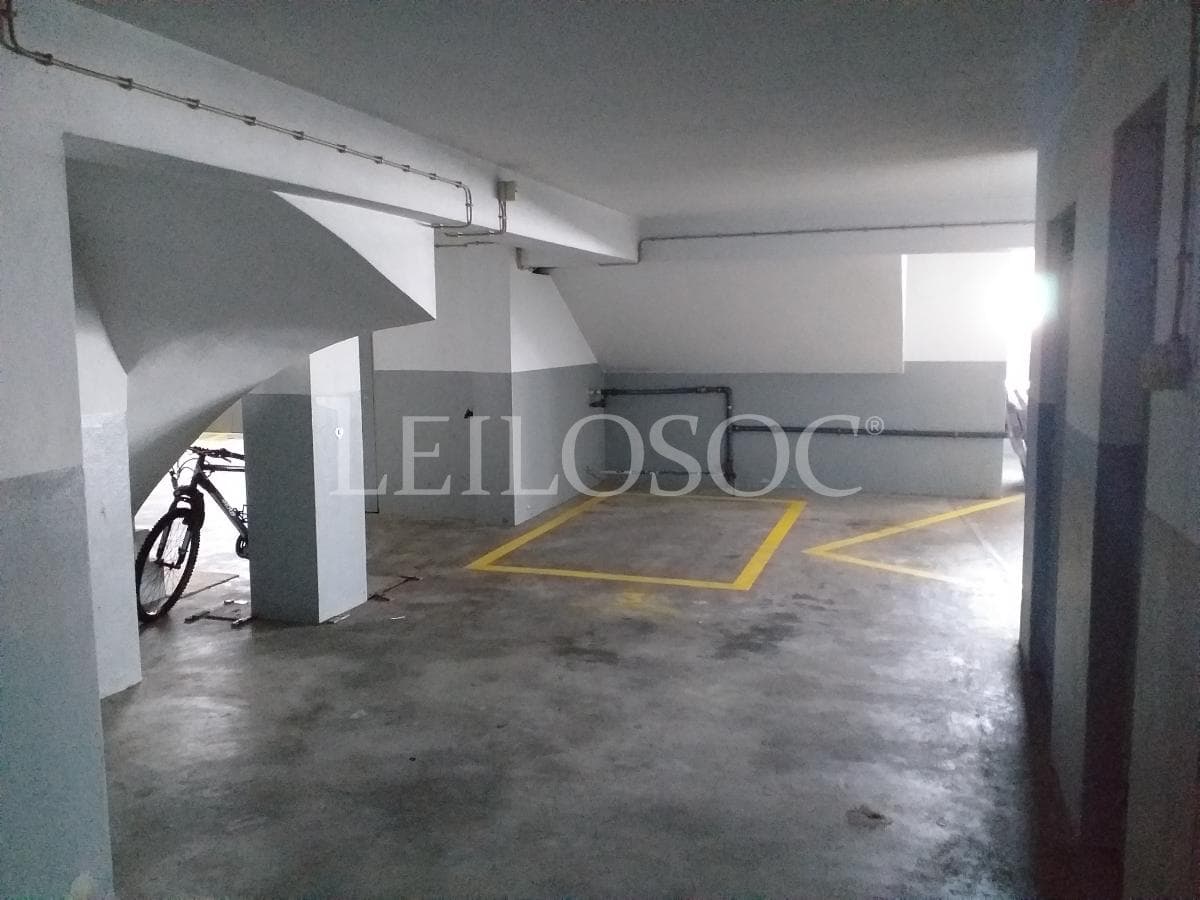 1/9 de Garagem e Arrumos · Póvoa de Varzim — image 8