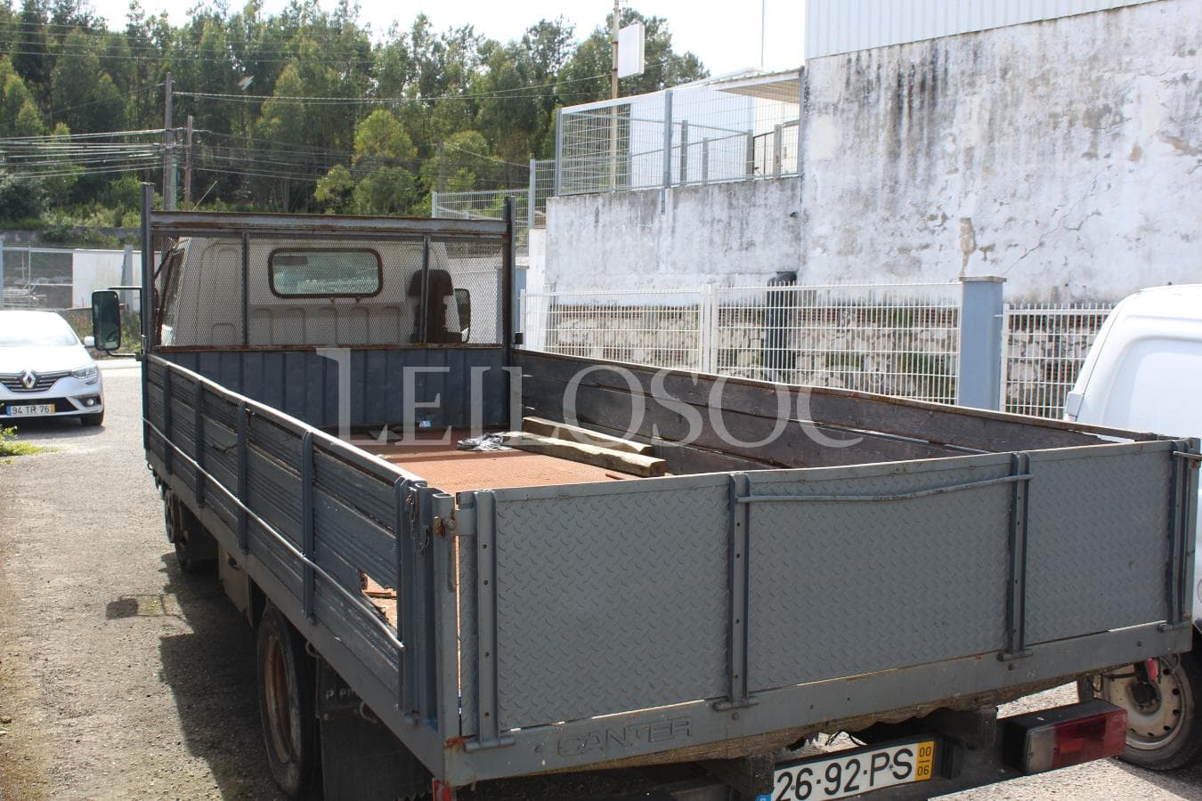 MITSUBISHI CANTER — imagem 3