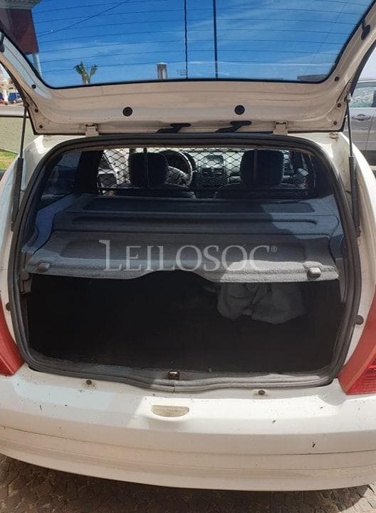 Renault Clio — image 3