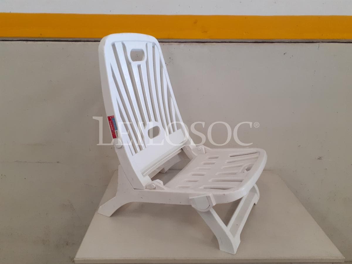 Sillas de plástico — imagen 4