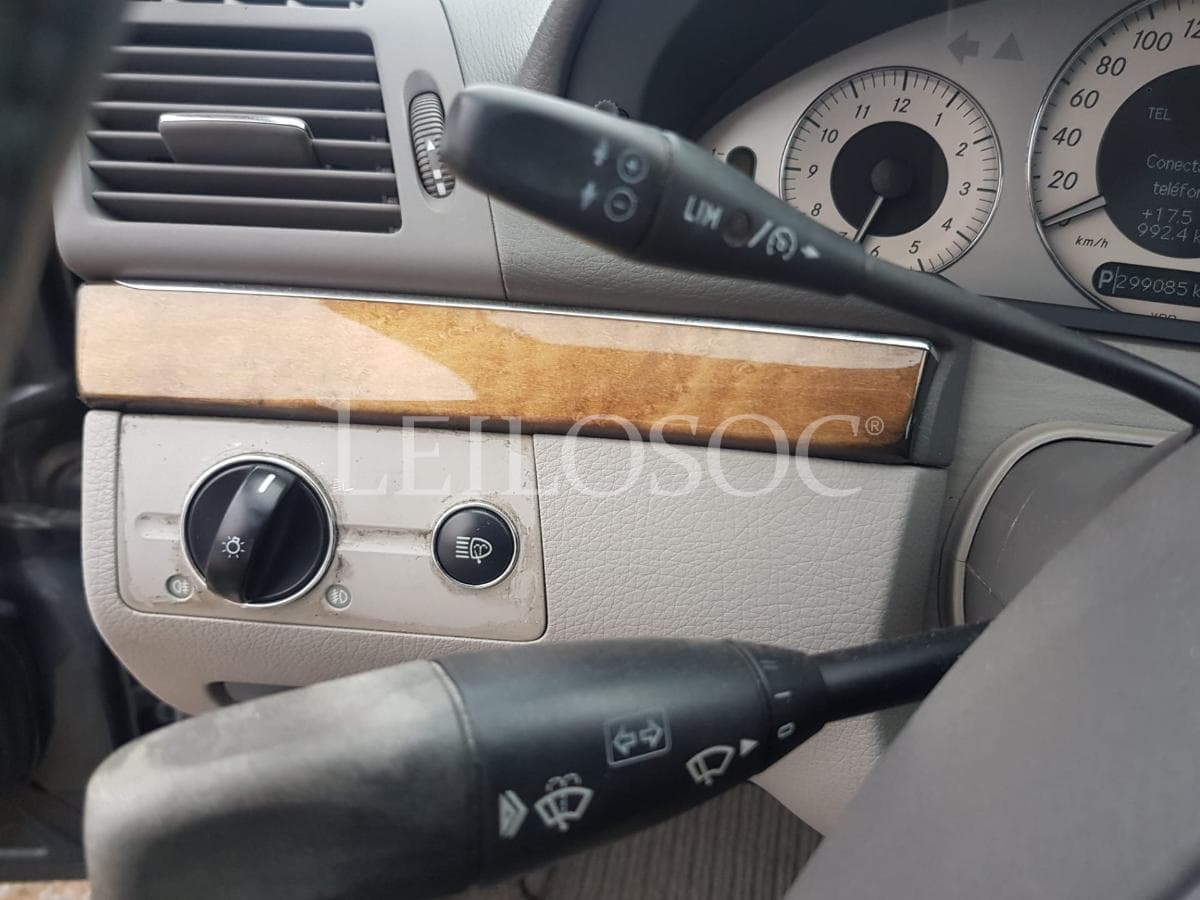 Mercedes-Benz E 220 CDI Avantgard · Ano 2005 — imagen 17