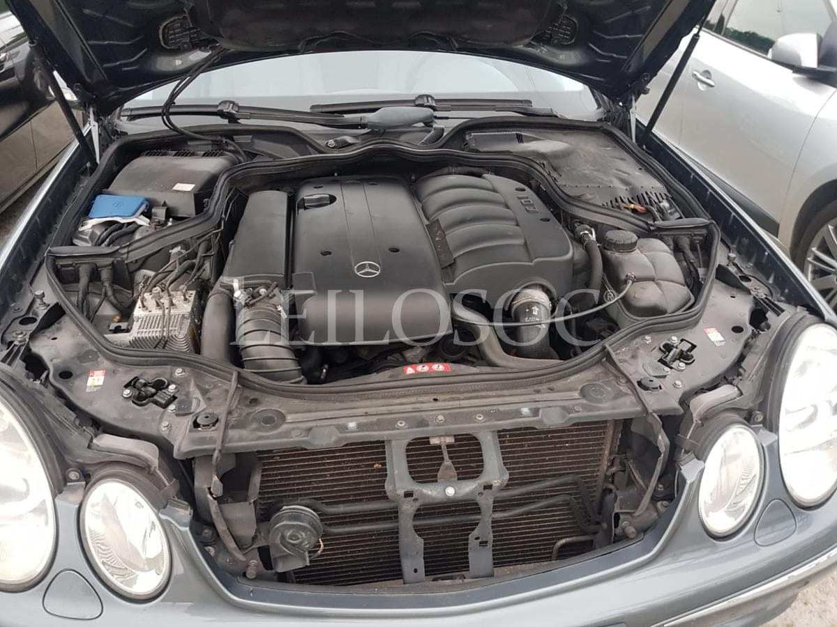 Mercedes-Benz E 220 CDI Avantgard · Ano 2005 — imagen 31