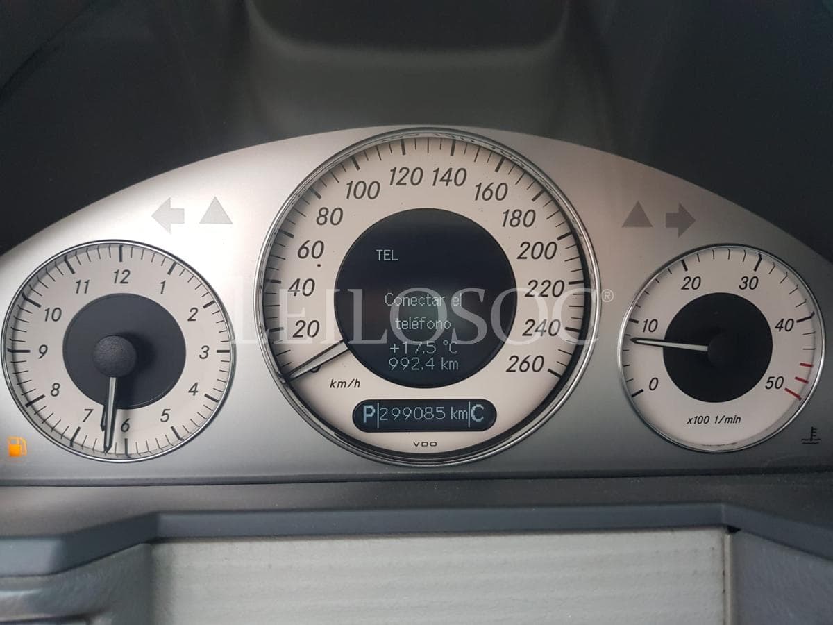 Mercedes-Benz E 220 CDI Avantgard · Ano 2005 — imagen 12