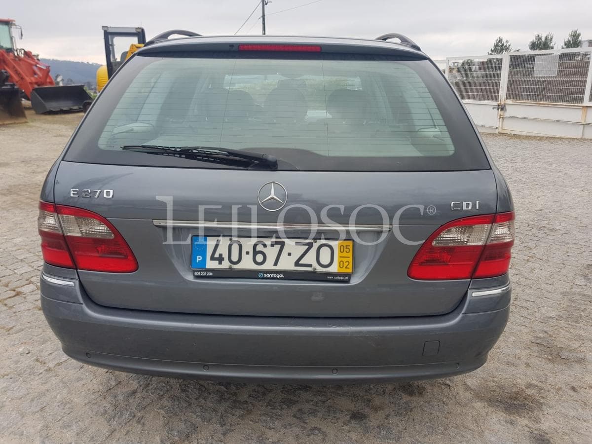 Mercedes-Benz E 220 CDI Avantgard · Ano 2005 — imagen 7