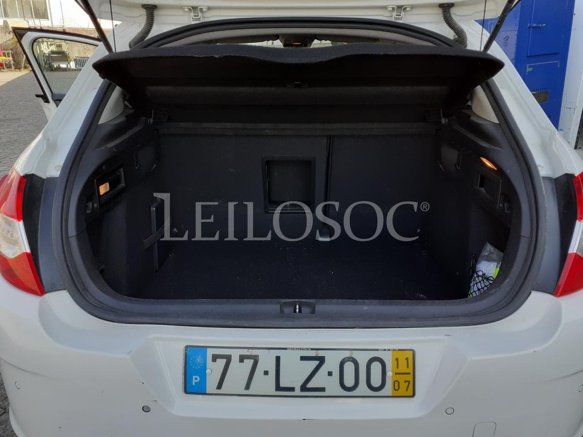 Citroën C4 · Année 2011 — image 19