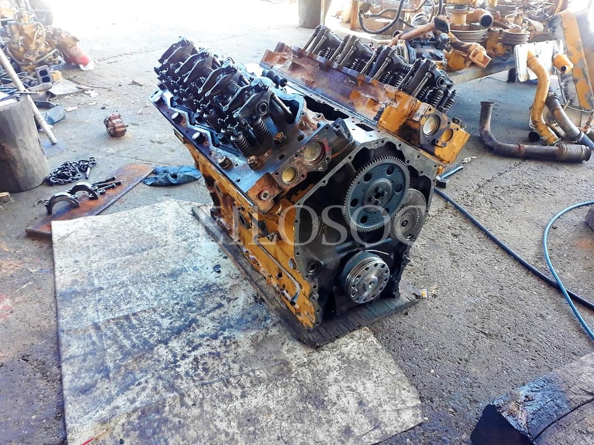 Dumper Caterpillar 452G — image 7