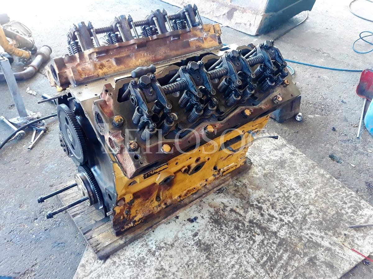 Dumper Caterpillar 452G — image 8