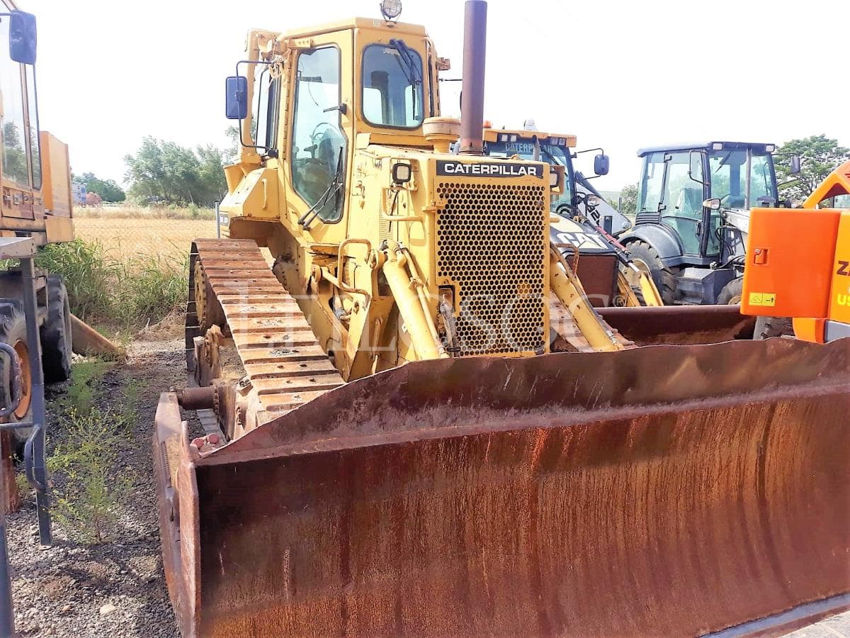 Bulldocer Cat D5H — image 1