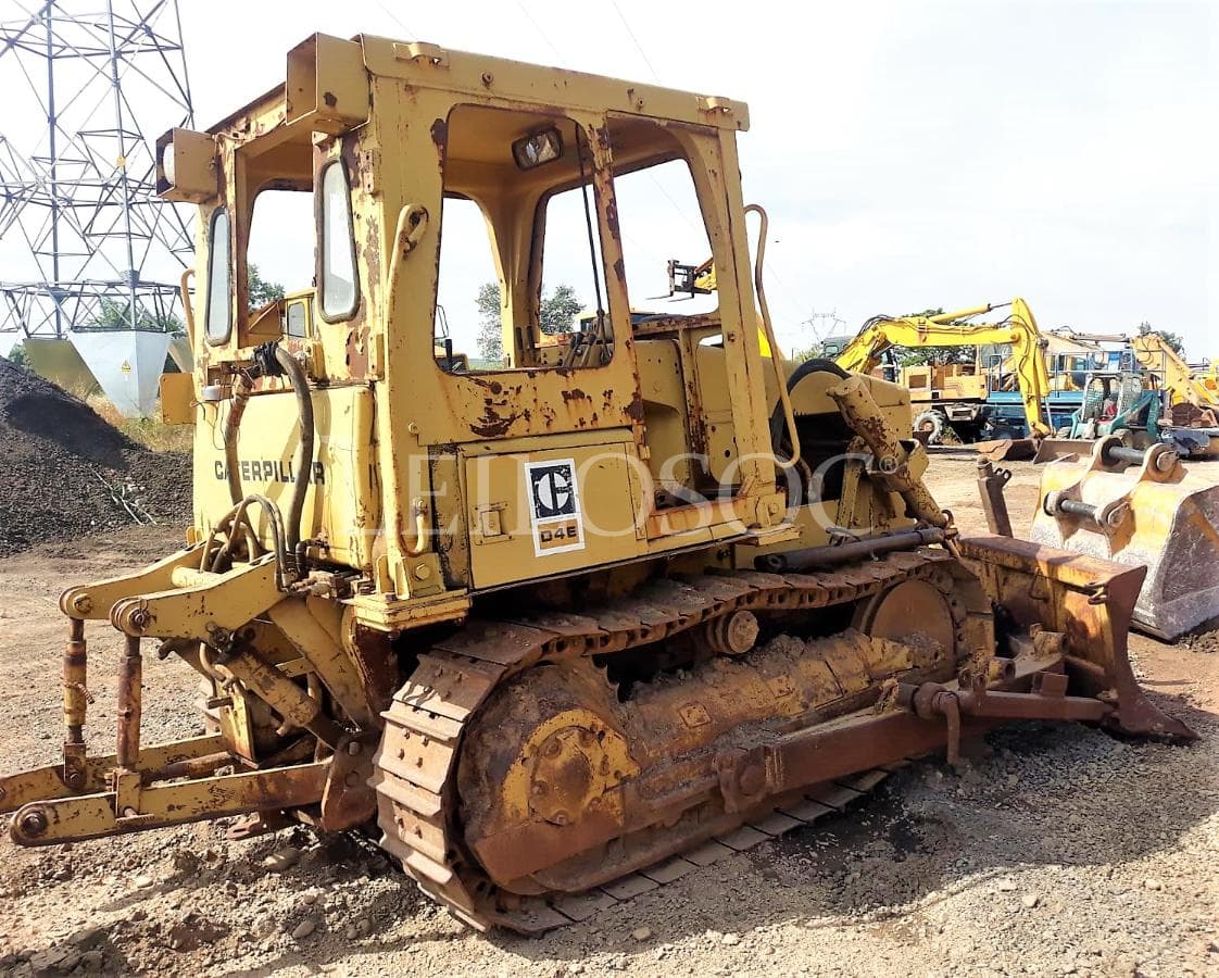 Bulldocer Cat D4G agricola — image 4