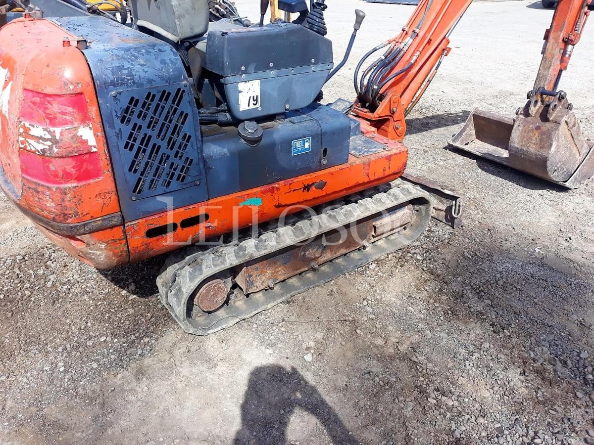 Mini Excavadora Nagano 1.5 ton — image 3