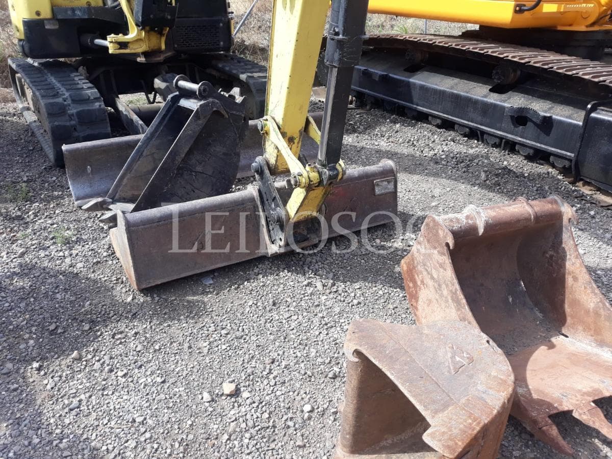 Mini Excavadora Yanmar 4.5 ton — image 6