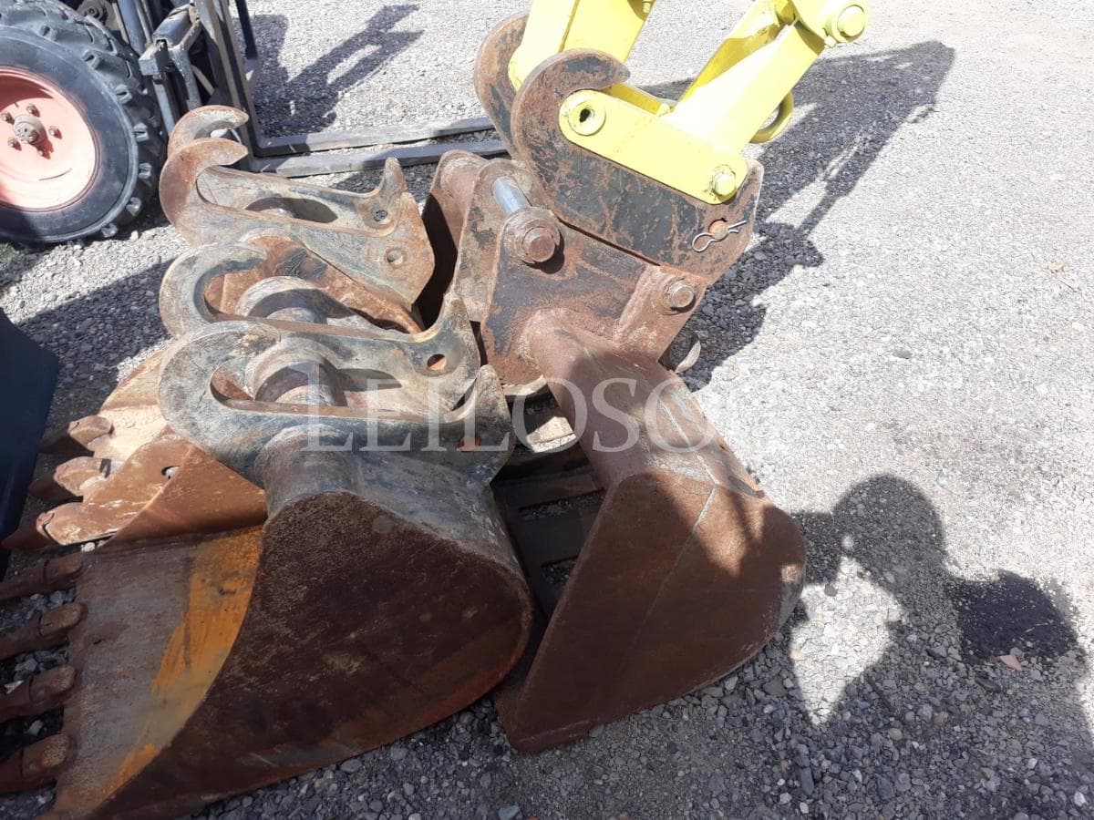 Mini Excavadora Yanmar 5.5 ton — image 7