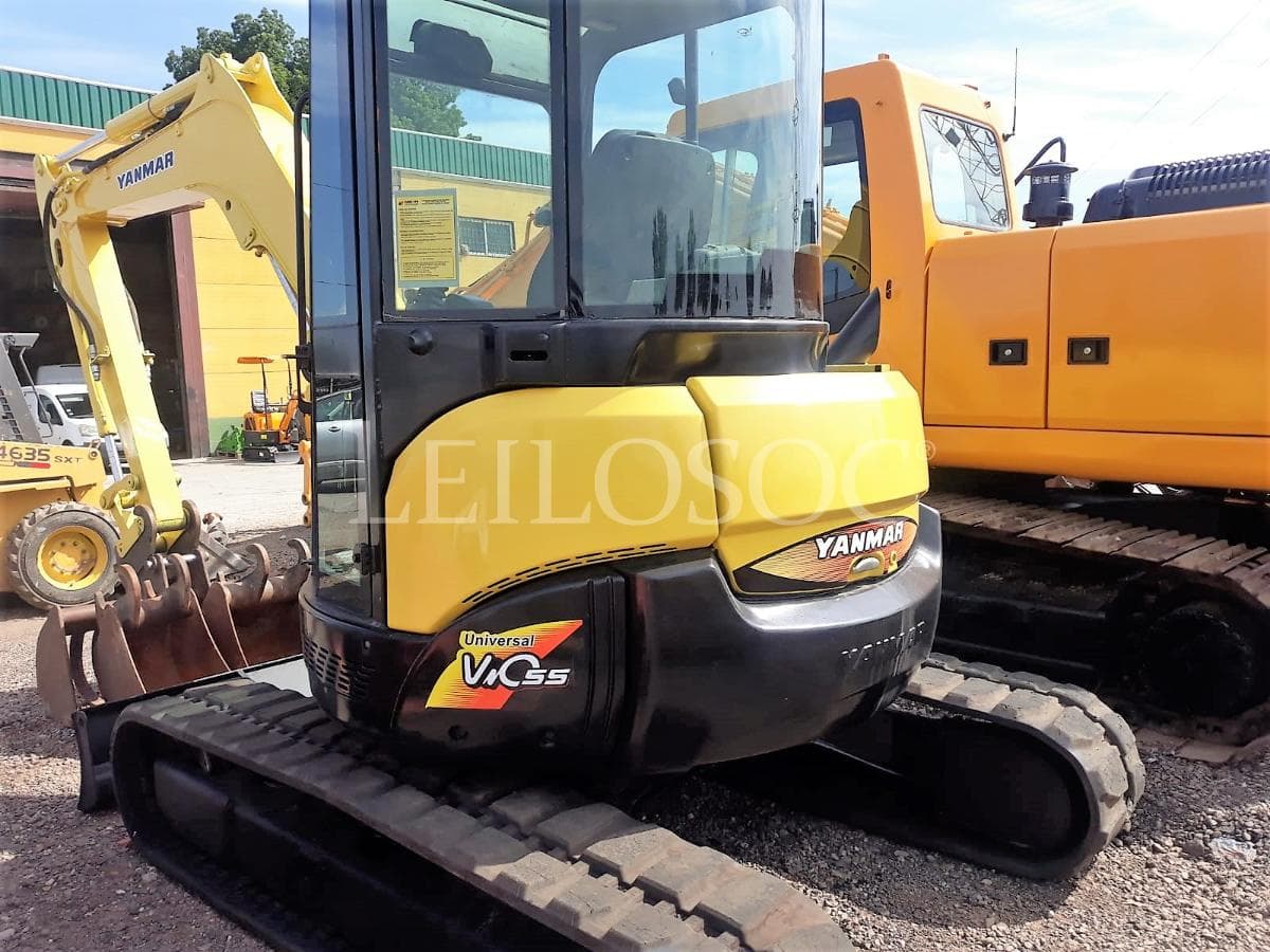 Mini Excavadora Yanmar 5.5 ton — image 3