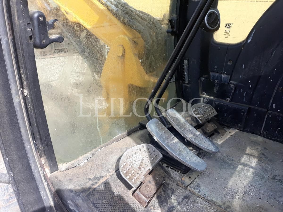 Mini Excavadora JCB 8.5 ton — imagem 6