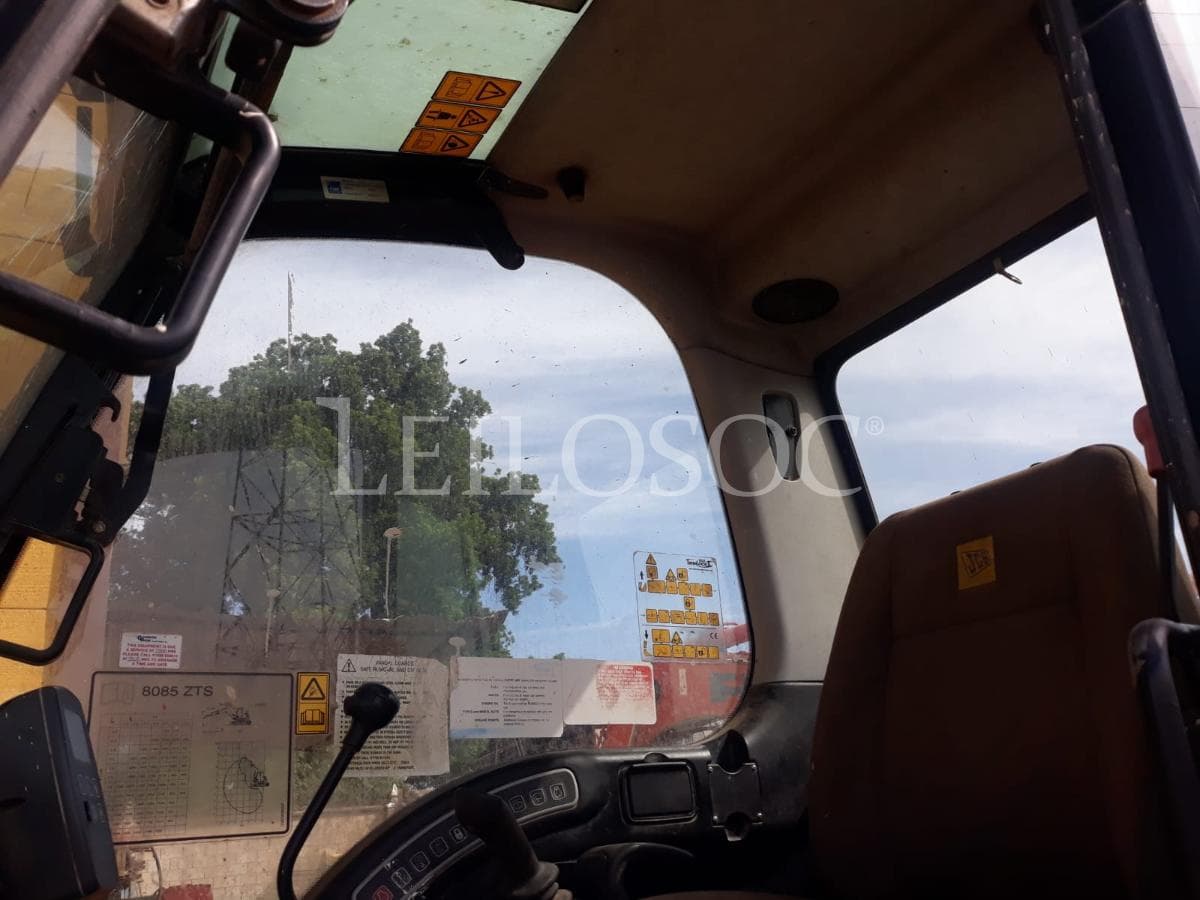 Mini Excavadora JCB 8.5 ton — imagem 7