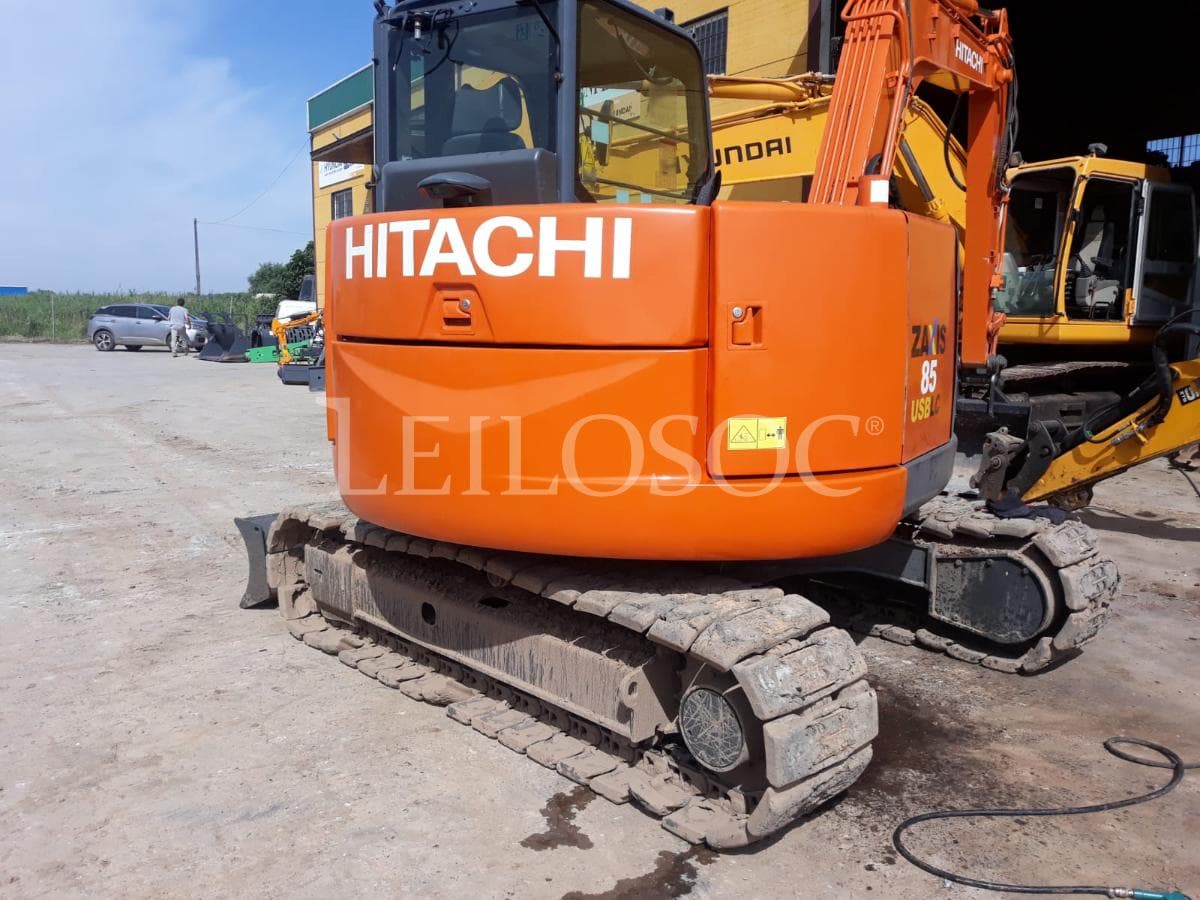 Mini Excavadora Hitachi 8.5 ton — imagem 3