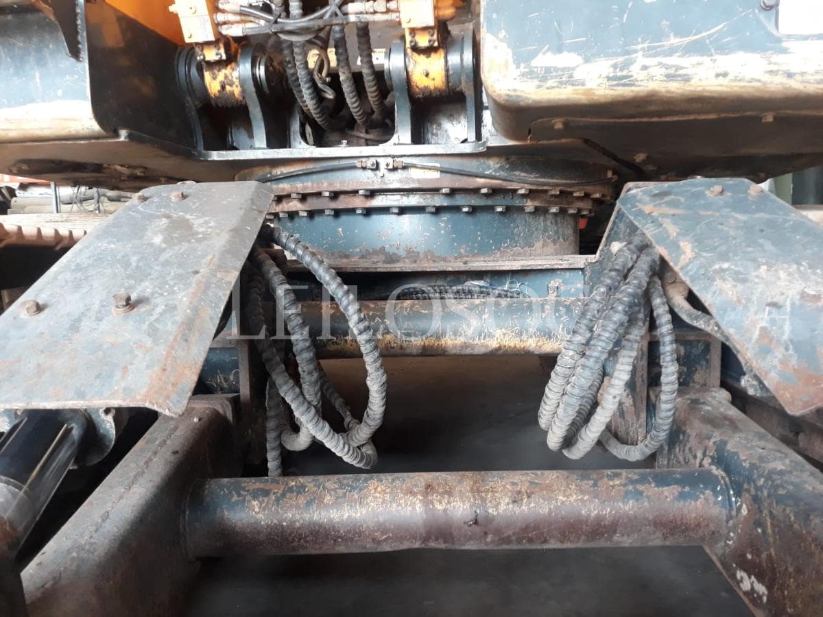 Mini Excavadora Hyundai 14.5 ton — imagem 13