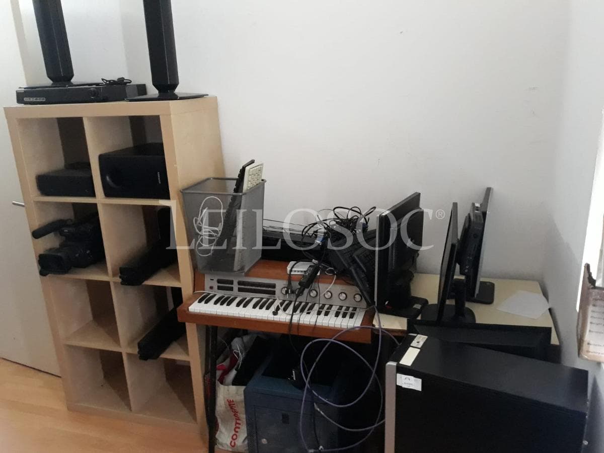 LEILÃO SUSPENSO · Instrumentos Musicais · Material Informático — imagem 5
