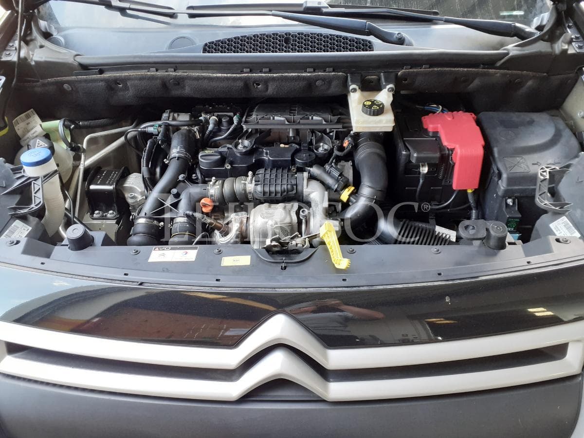 Citroën Berlingo 1.6 HDI · Ano 2016 — image 17
