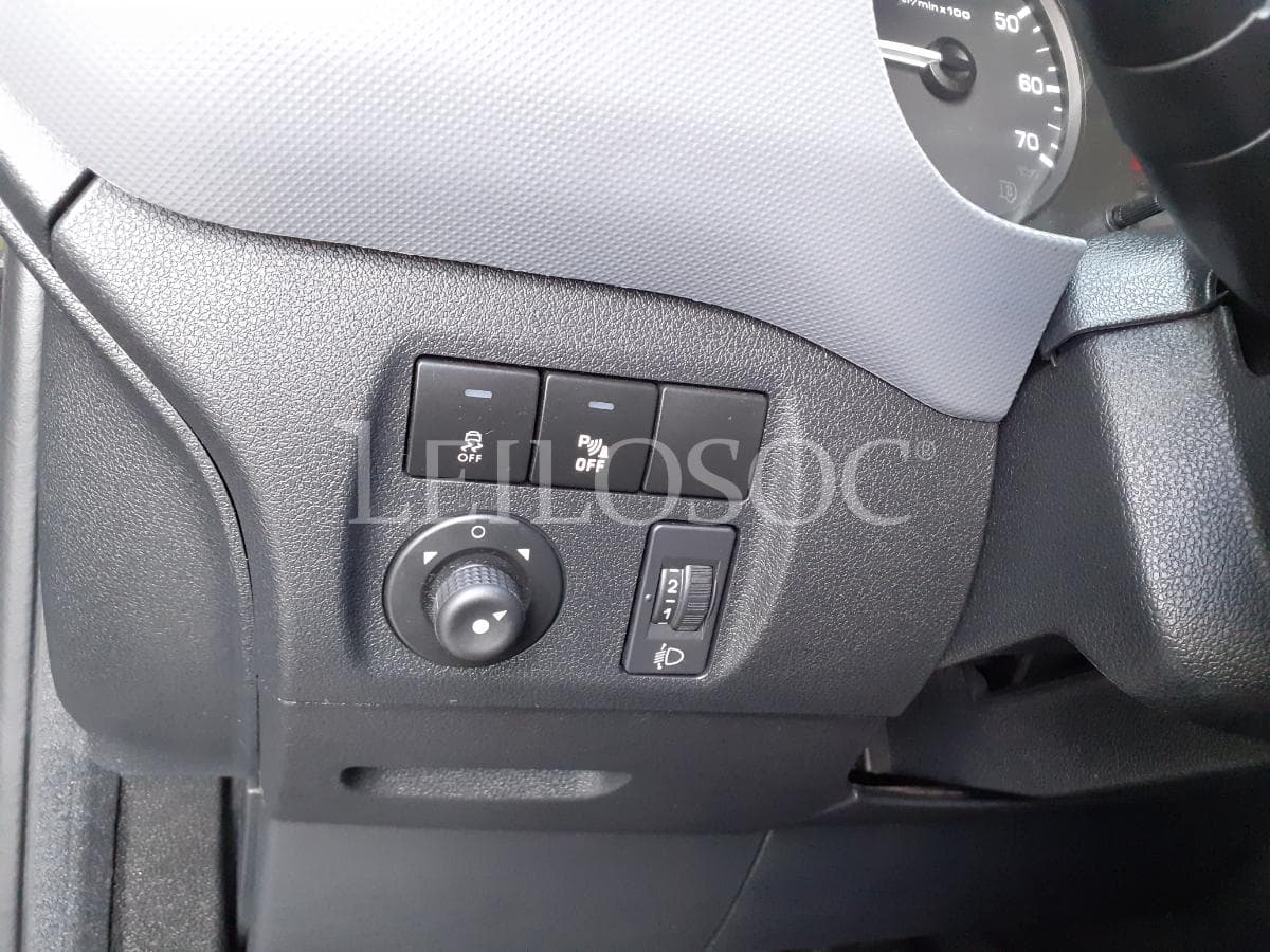 Citroën Berlingo 1.6 HDI · Ano 2016 — image 15