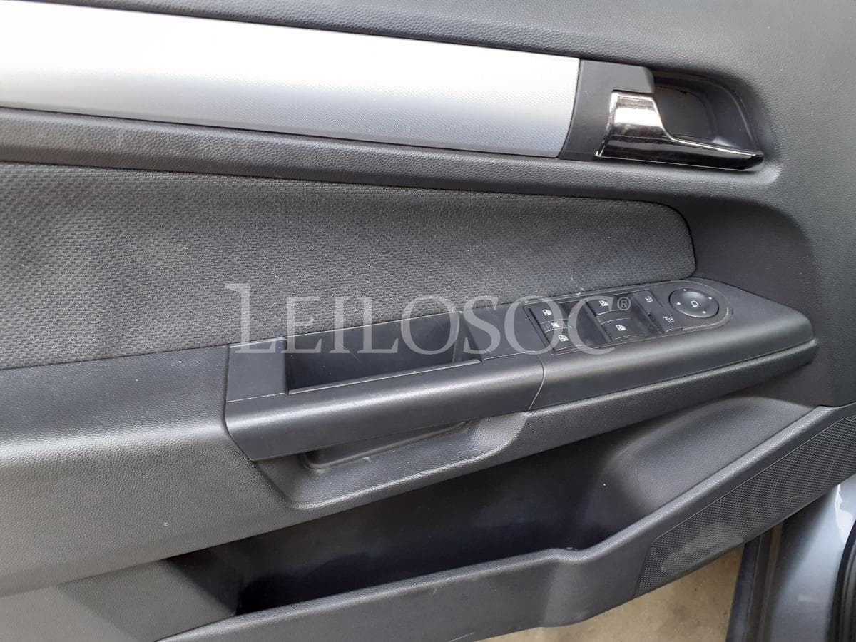 Opel Astra Station Wagon 1.3 CDTI · Ano 2006 — imagem 9