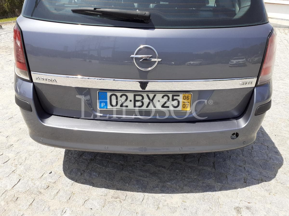 Opel Astra Station Wagon 1.3 CDTI · Ano 2006 — imagem 21