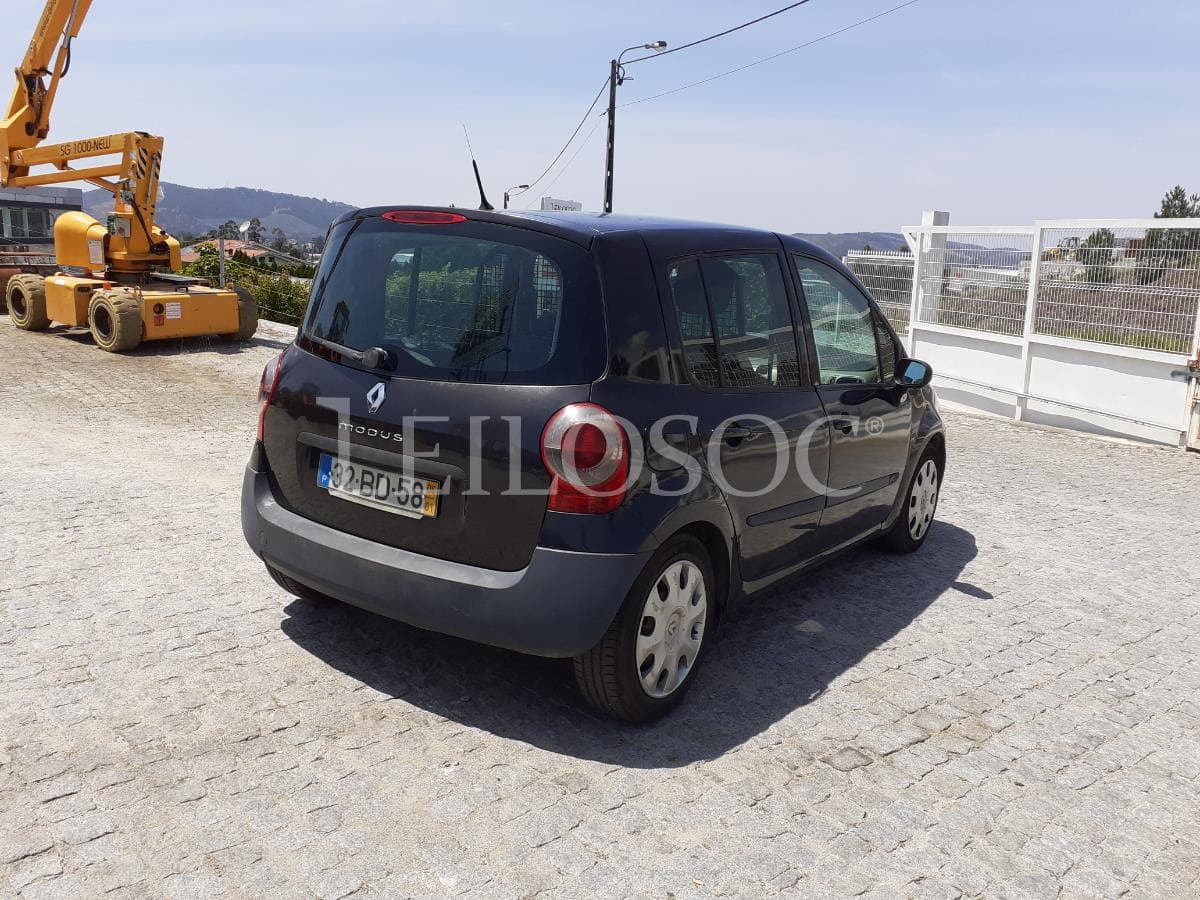 Renault Modus 1.5 DCI · Ano 2006 — image 4