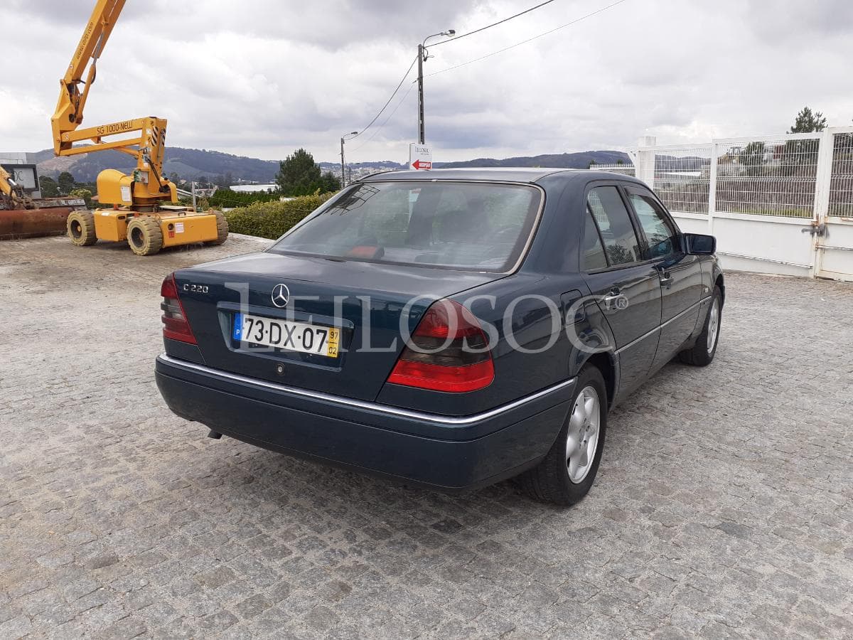Mercedes-Benz C 220 · Diesel · Ano 1997 — image 6