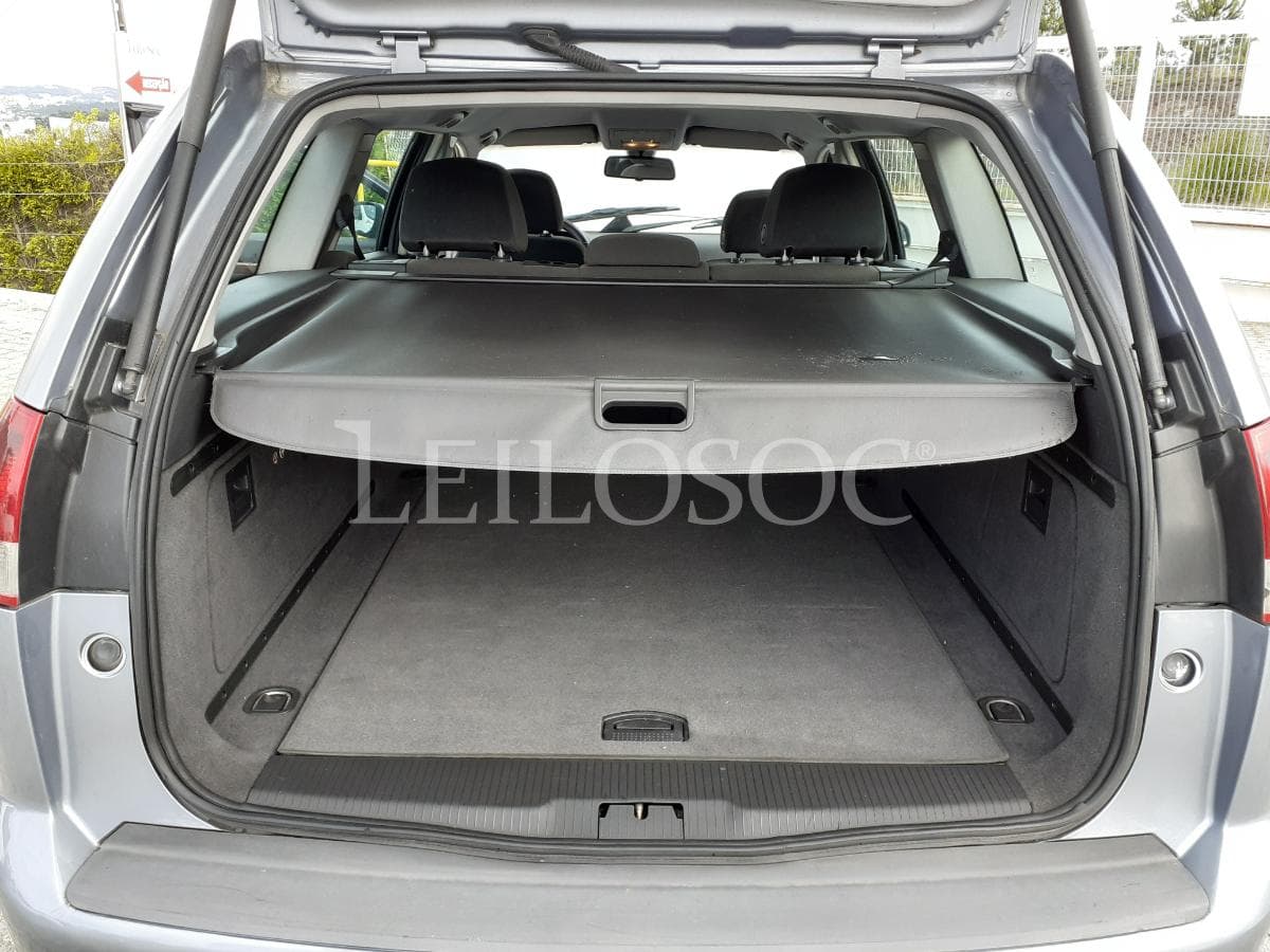 Opel Vectra 1.9 CDTI · Ano 2004 — image 18