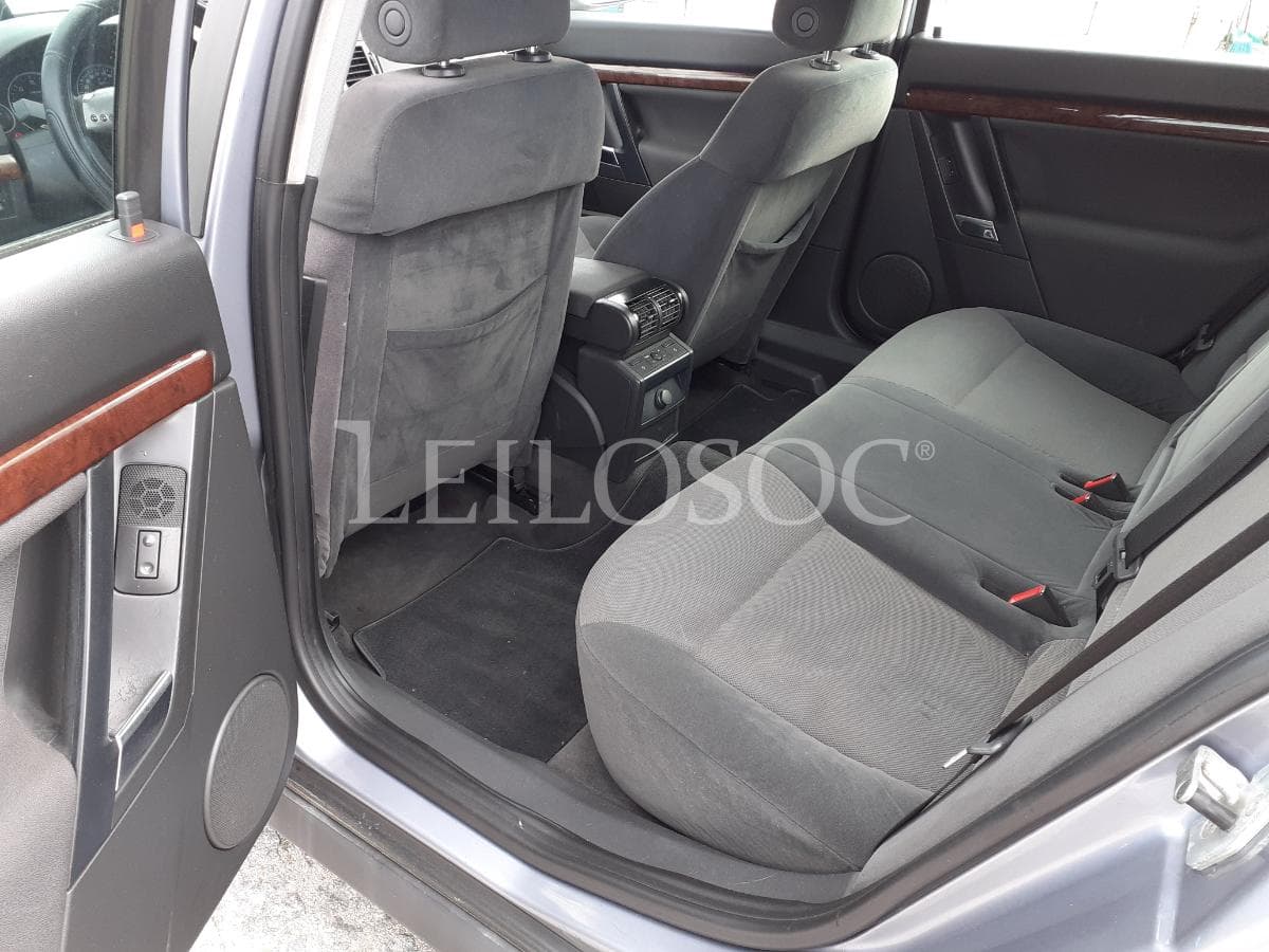 Opel Vectra 1.9 CDTI · Ano 2004 — image 17