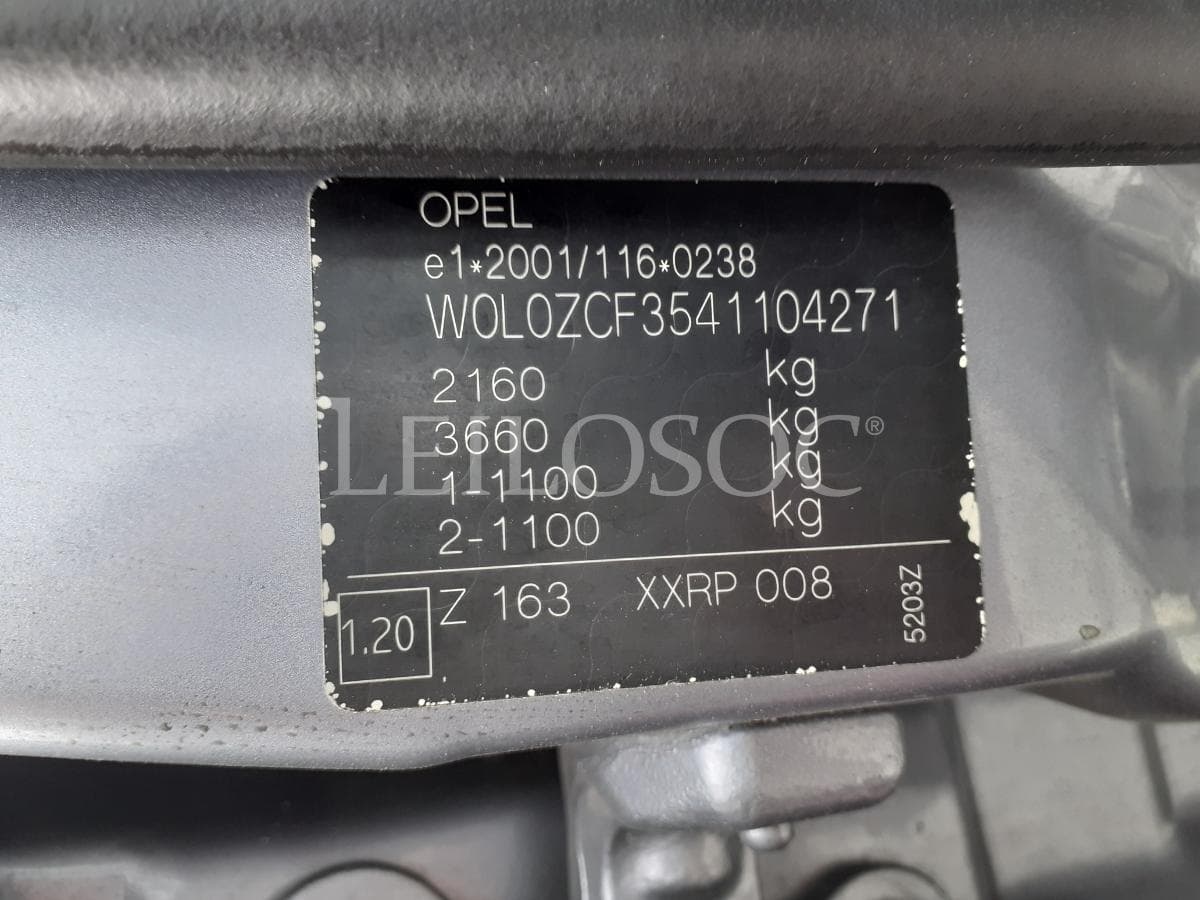 Opel Vectra 1.9 CDTI · Ano 2004 — image 21