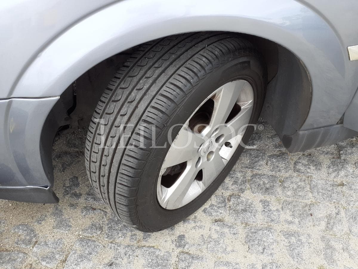 Opel Vectra 1.9 CDTI · Ano 2004 — image 25