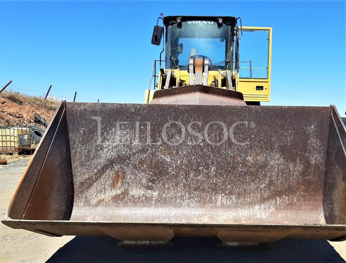 Pala Volvo L180 C — image 6