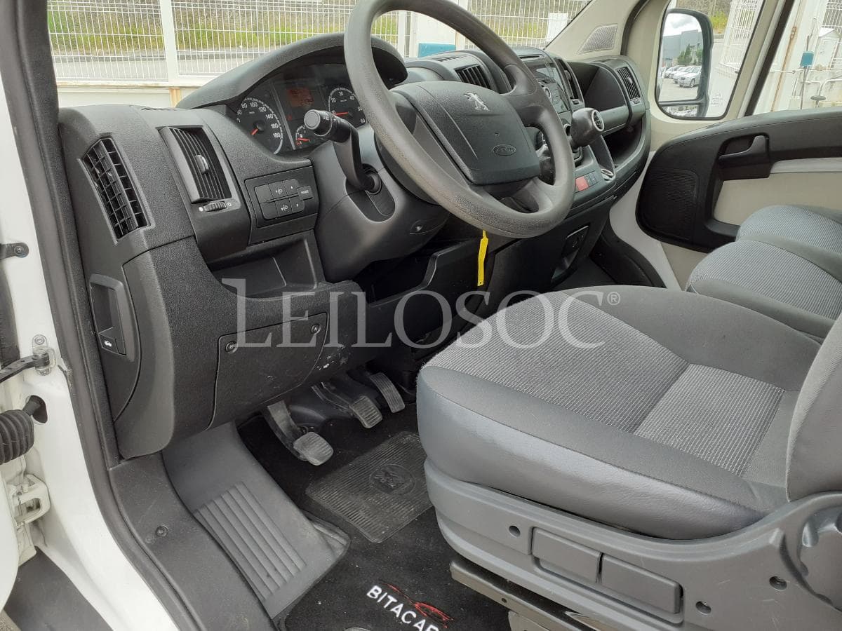 Peugeot Boxer 2.2 HDI · Ano 2011 — image 7