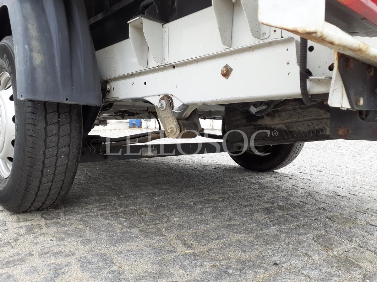 Peugeot Boxer 2.2 HDI · Ano 2011 — image 17