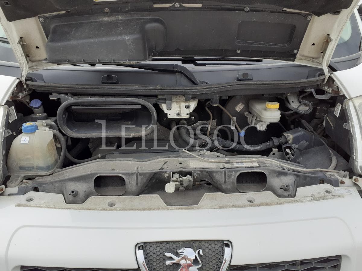 Peugeot Boxer 2.2 HDI · Ano 2011 — image 18