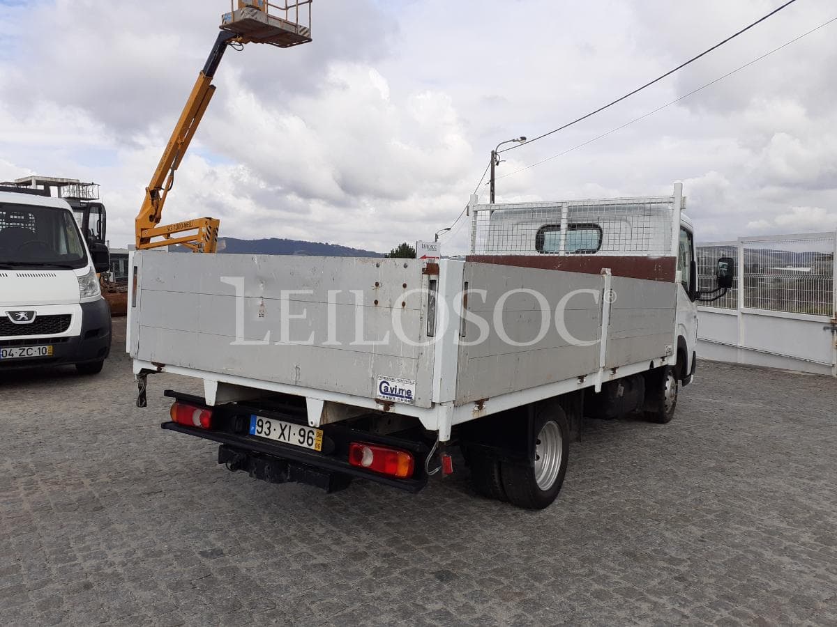 Renault Maxity · Ano 2008 — imagem 4