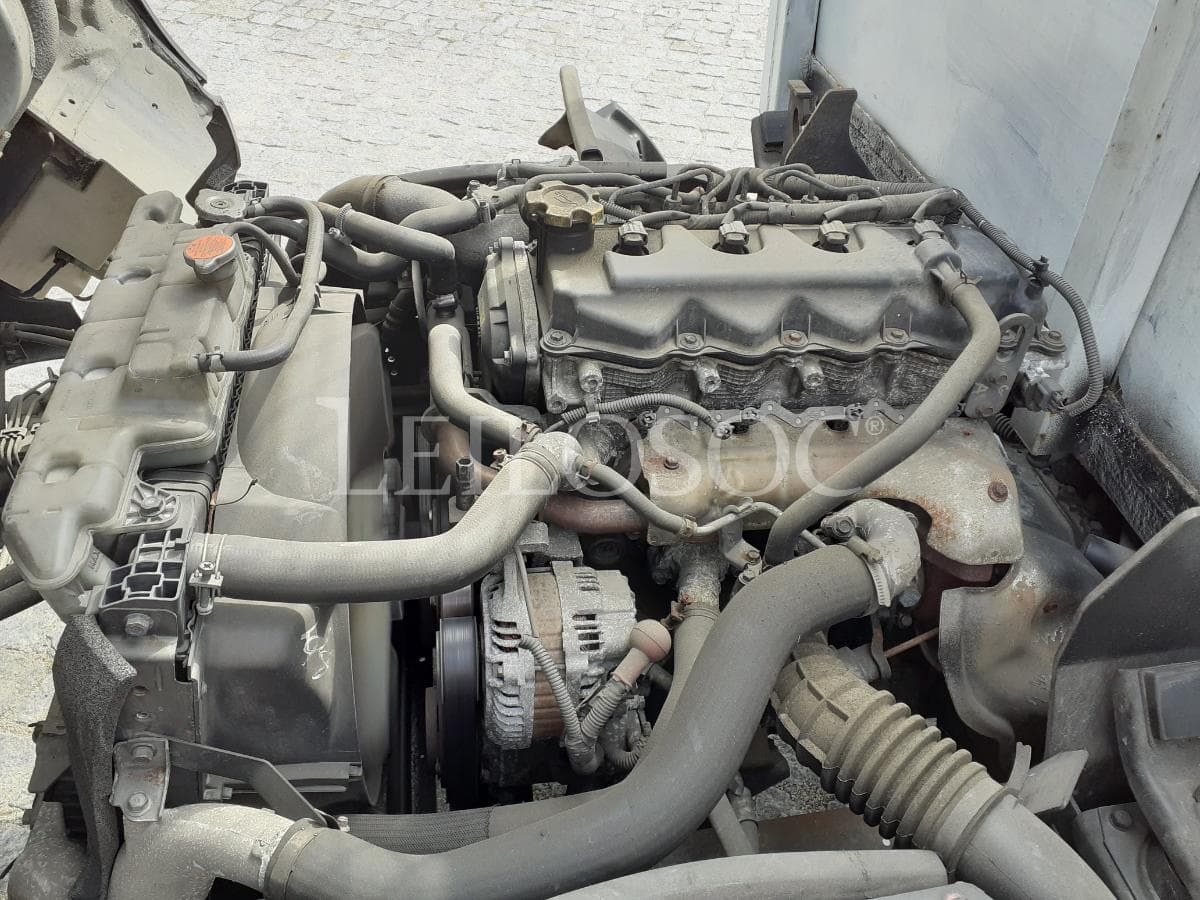Renault Maxity · Ano 2008 — imagem 18