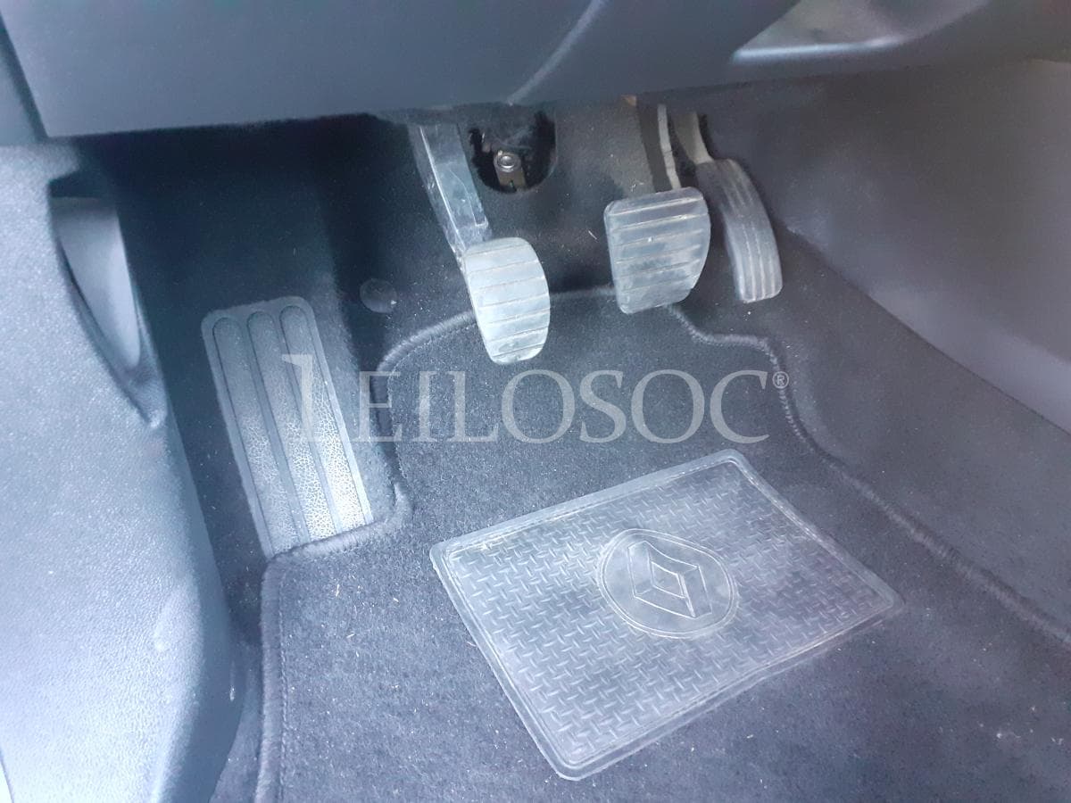 Renault Mégane 1.5 DCI · Ano 2014 — imagem 8