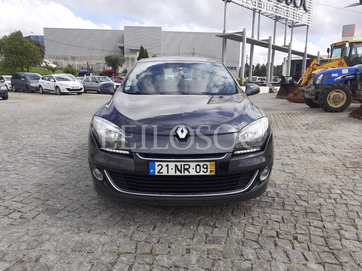 Renault Mégane 1.5 DCI · Année 2013 — image 2