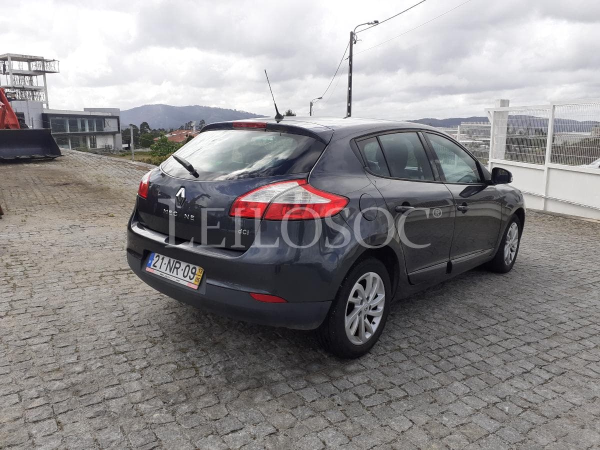 Renault Mégane 1.5 DCI · Année 2013 — image 4