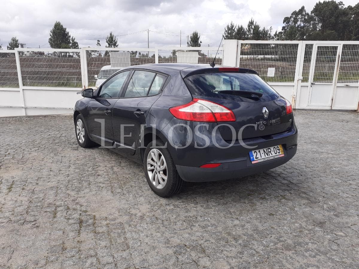 Renault Mégane 1.5 DCI · Année 2013 — image 6