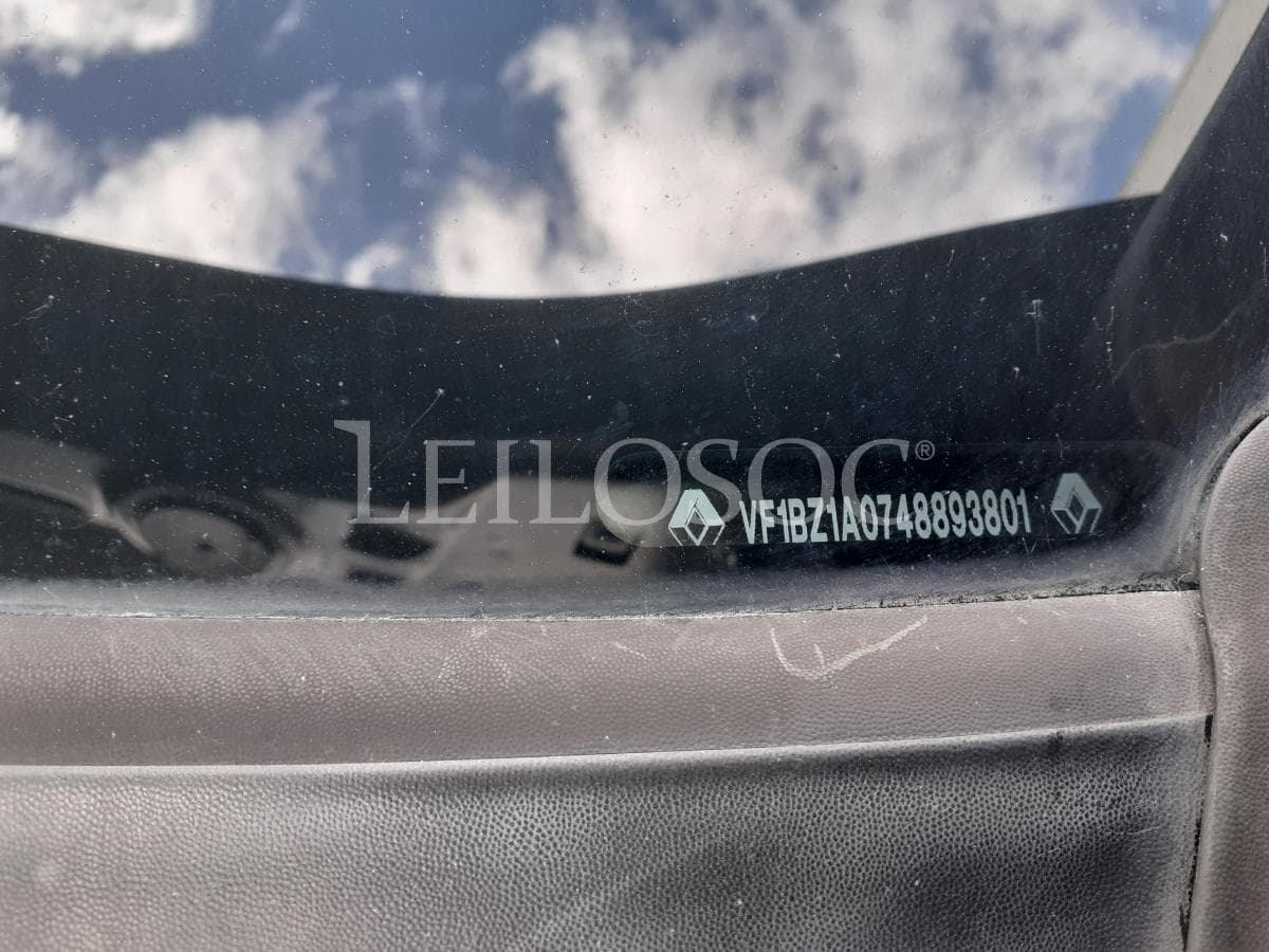 Renault Mégane 1.5 DCI · Année 2013 — image 21
