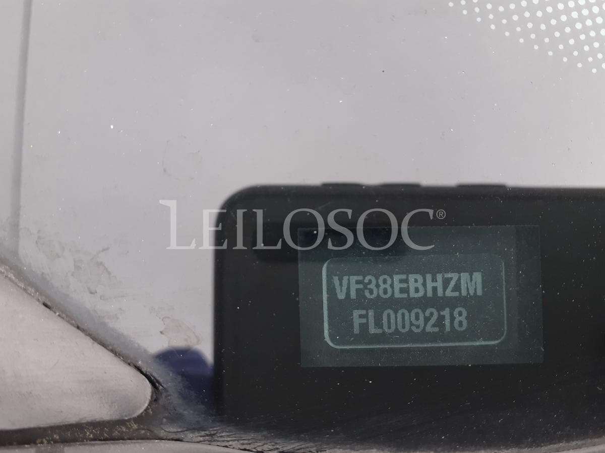 Peugeot 508 SW 1.6 Blue HDI · Ano 2015 — image 22