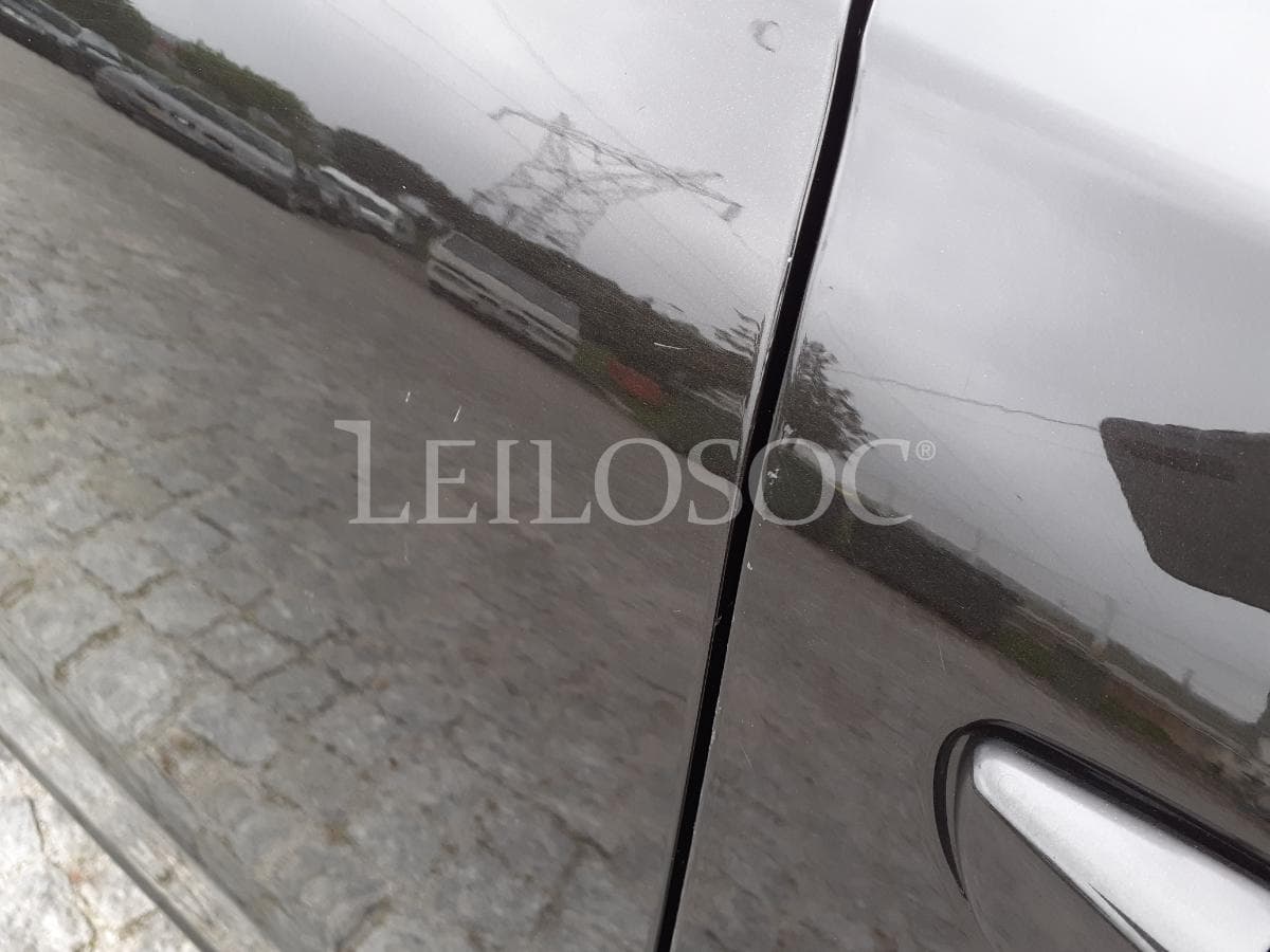Peugeot 508 SW 1.6 Blue HDI · Ano 2015 — image 20
