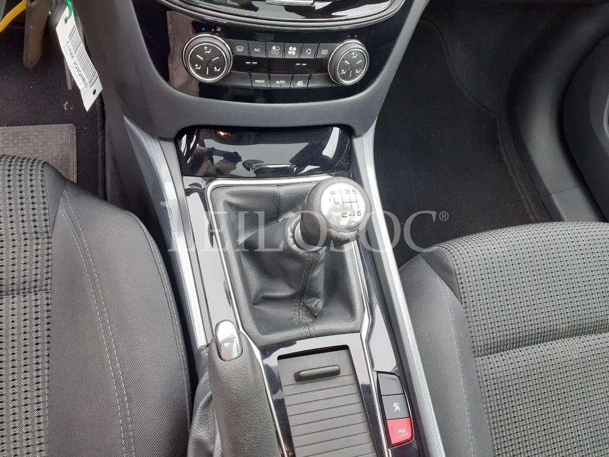 Peugeot 508 SW 1.6 Blue HDI · Ano 2015 — image 15