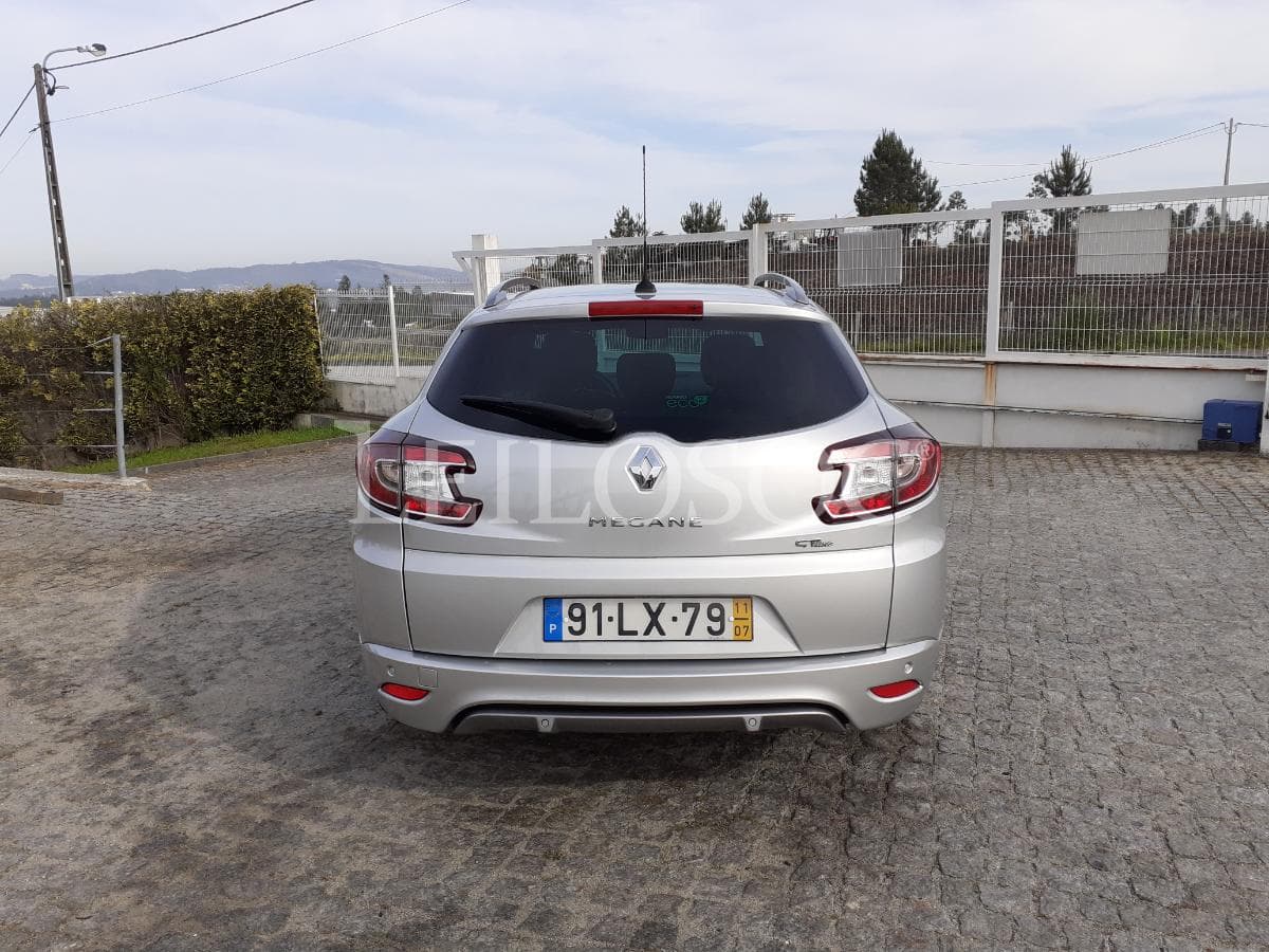 Renault Mégane GT Line 250 · Ano 2011 — imagem 5
